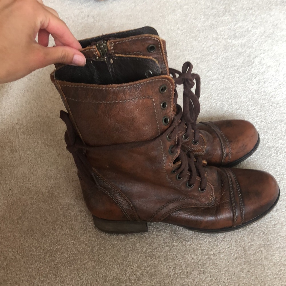 Steve Madden Lace up Brown Combat Boots